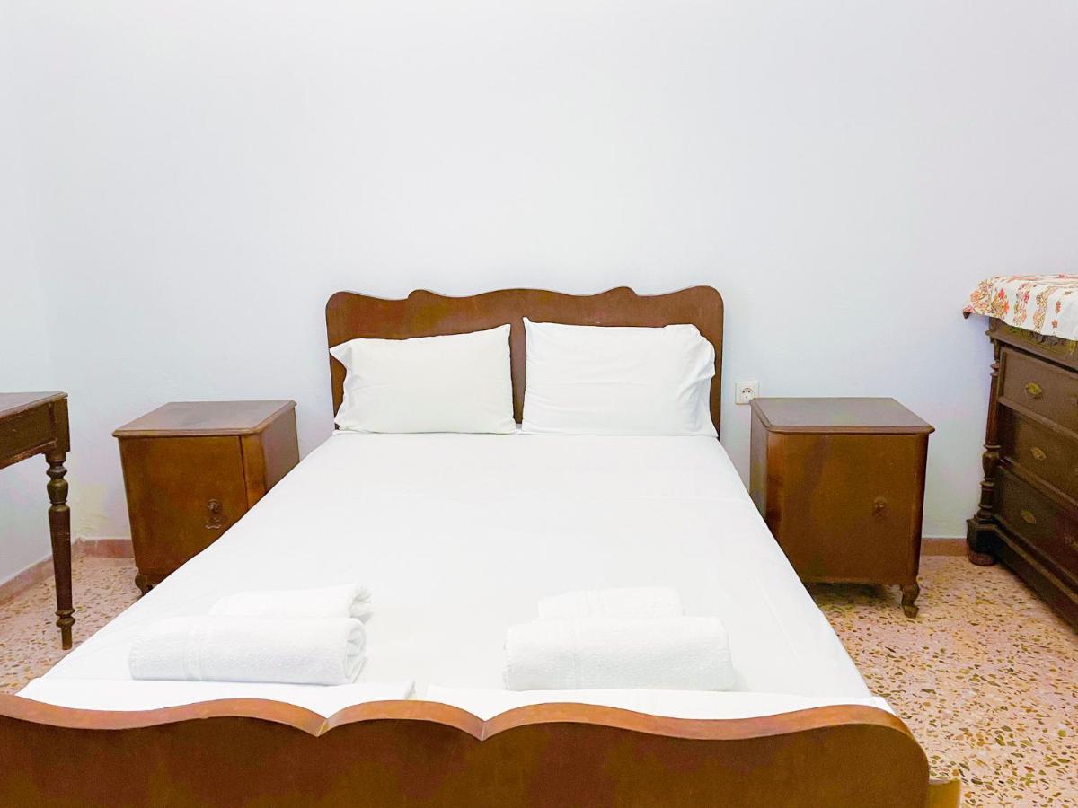 Katerina Beach Rooms Андрос Екстер'єр фото