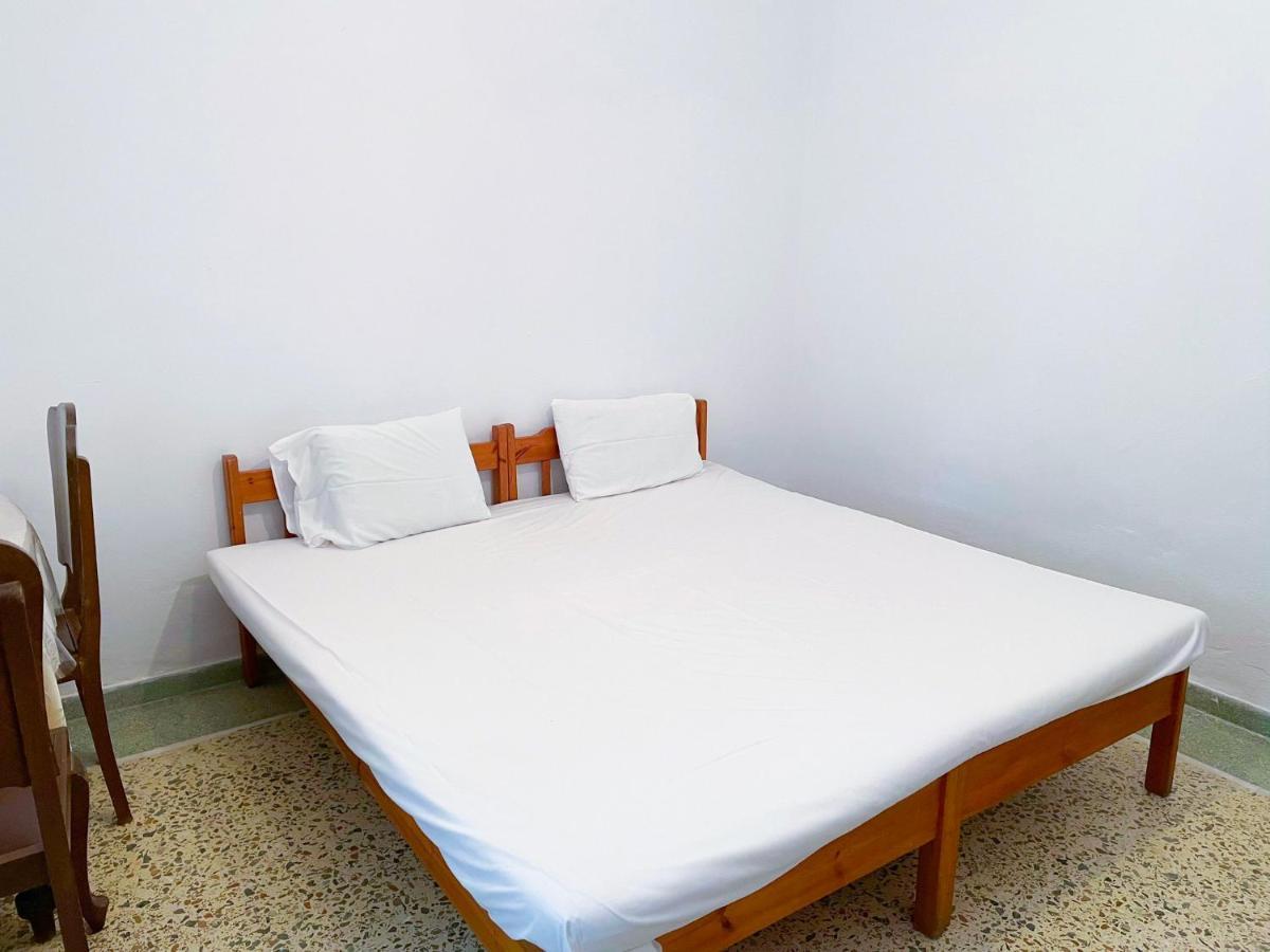 Katerina Beach Rooms Андрос Екстер'єр фото