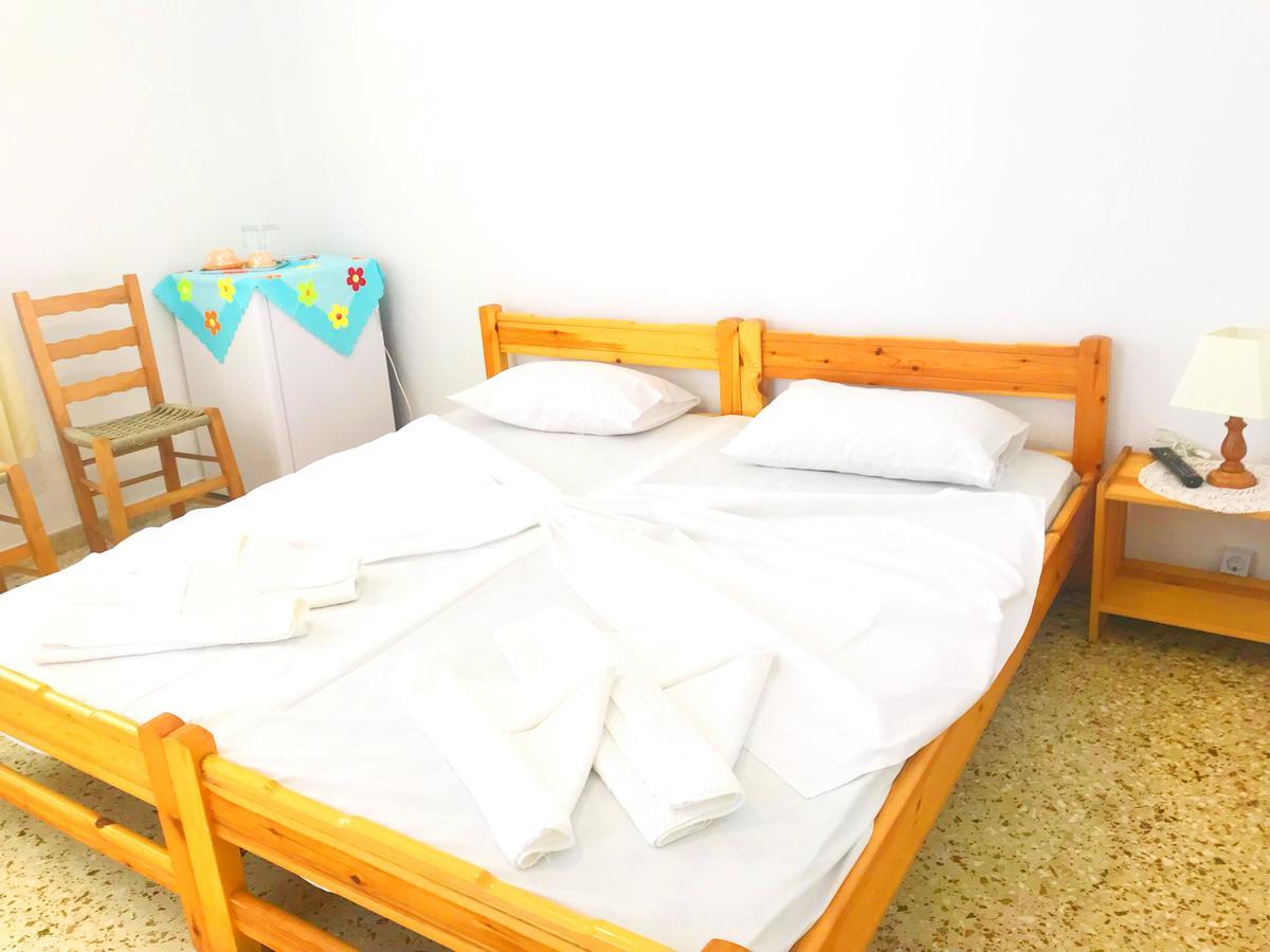 Katerina Beach Rooms Андрос Екстер'єр фото